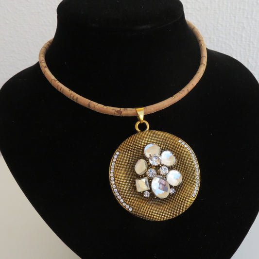 1 pendant decorated - golden color - pendant for necklace - supply -  supplies - pendant (P38)