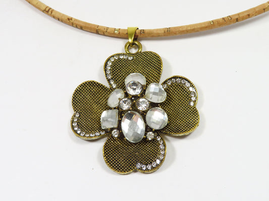 1 pendant decorated - golden color - pendant for necklace - supply -  supplies - pendant (P39)